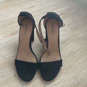Merona Classic Black Heels 7.5